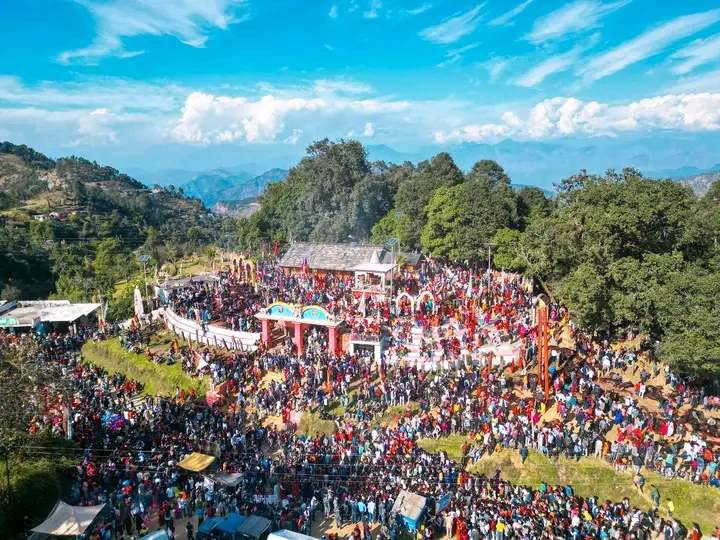 बैतडीको निङ्गलाशैनी भगवती मन्दिरमा जात्रा शुरु