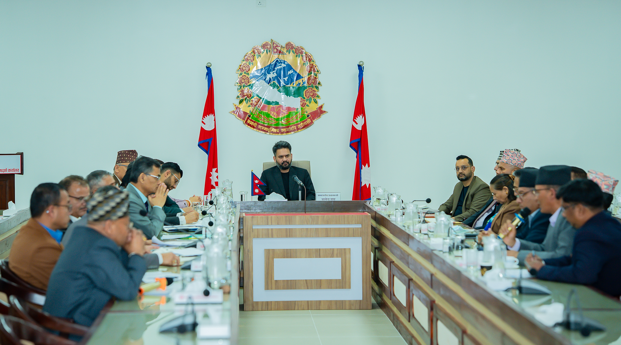 विश्वविद्यालयमा दलीय संगठन हटाउन उपकुलपतिलाई प्रधानमन्त्रीको निर्देशन