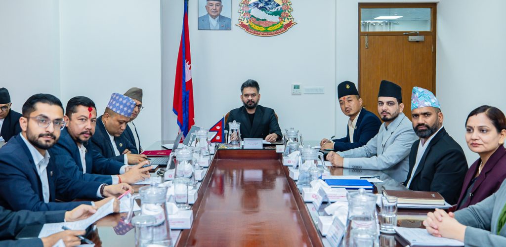 प्रधानमन्त्री र मन्त्रीहरूको सम्पत्ति विवरण सार्वजनिक, कसको कति ?